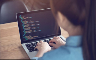 四平 api php源码,下载的php源码怎么运行呢？
